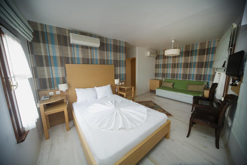 Apollon Hotel Bozcaada Szoba fotó